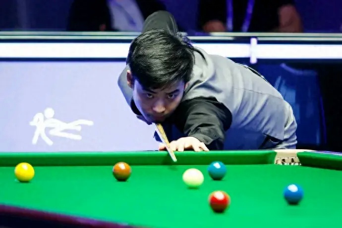 偏离了人们 偏离了人们