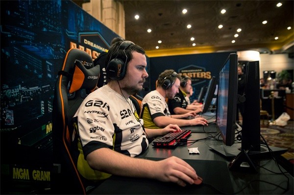 本场比赛 本场比赛